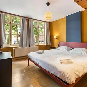 3* Bed and breakfast Lake Suites